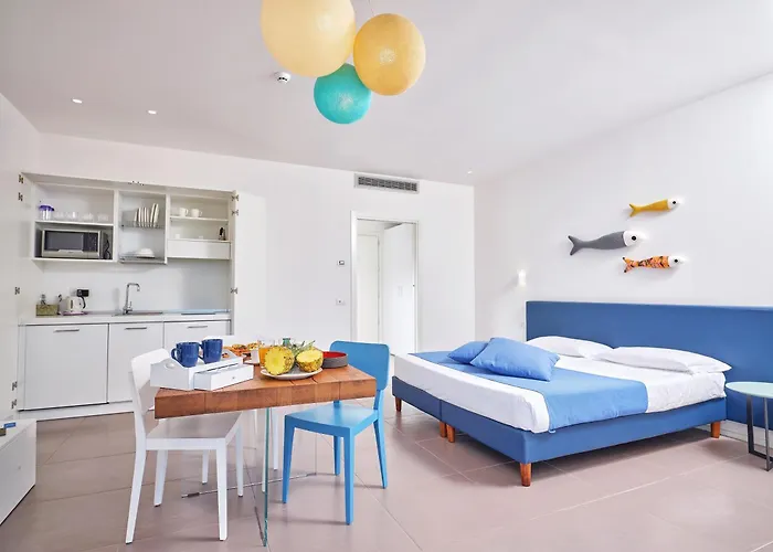 Apartmanhotel With Panoramic Swimming Pool In Just 850 Mt From The Sea Porto San Paolo