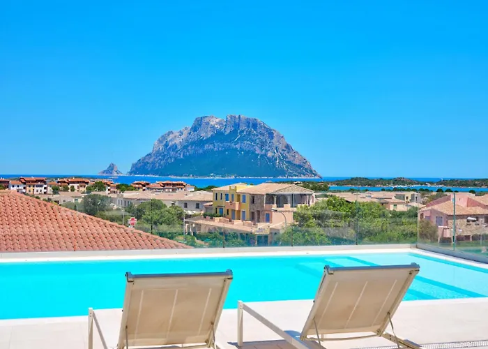 With Panoramic Swimming Pool In Just 850 Mt From The Sea 3*
