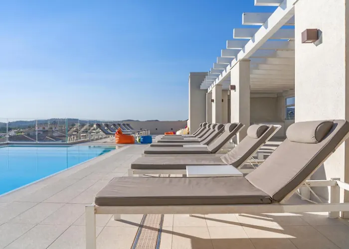 Apart-hotel With Panoramic Swimming Pool In Just 850 Mt From The Sea 3*